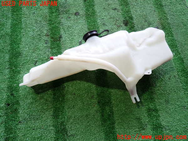 2UPJ-9234782410]エクスプローラー(1FMEU74)ラジエータータンク 中古_2