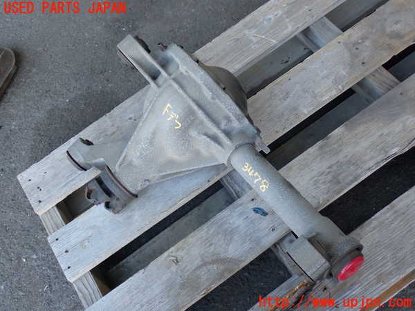 2UPJ-9234784350]エクスプローラー(1FMEU74)フロントデフ 中古_2