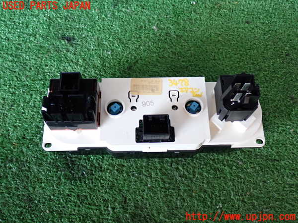 2UPJ-9234786066]エクスプローラー(1FMEU74)エアコンスイッチ1 中古_2
