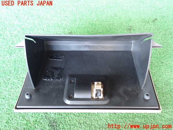 2UPJ-9234787516]エクスプローラー(1FMEU74)グローブボックス1 中古_2