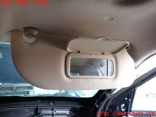 2UPJ-9234787625]エクスプローラー(1FMEU74)室内サンバイザー右側 中古_3