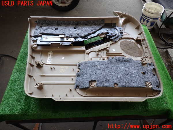 2UPJ-9234781234]エクスプローラー(1FMEU74)右前ドア内張り 中古_4