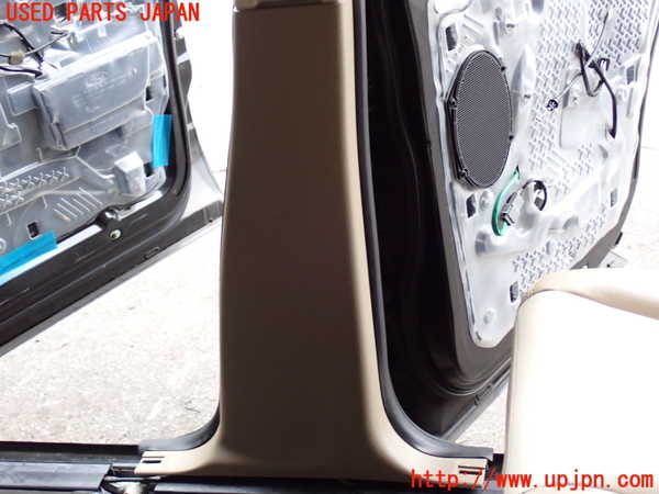 2UPJ-9234787665]エクスプローラー(1FMEU74)右センターピラートリム 中古_3