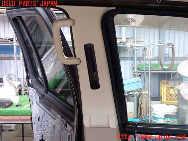 2UPJ-9234787670]エクスプローラー(1FMEU74)左センターピラートリム 中古_2