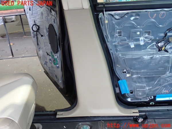 2UPJ-9234787670]エクスプローラー(1FMEU74)左センターピラートリム 中古_3