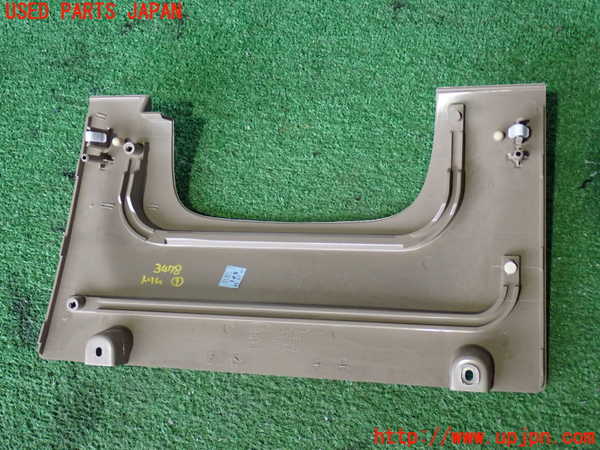 2UPJ-9234787691]エクスプローラー(1FMEU74)内装トリム類1 中古_2