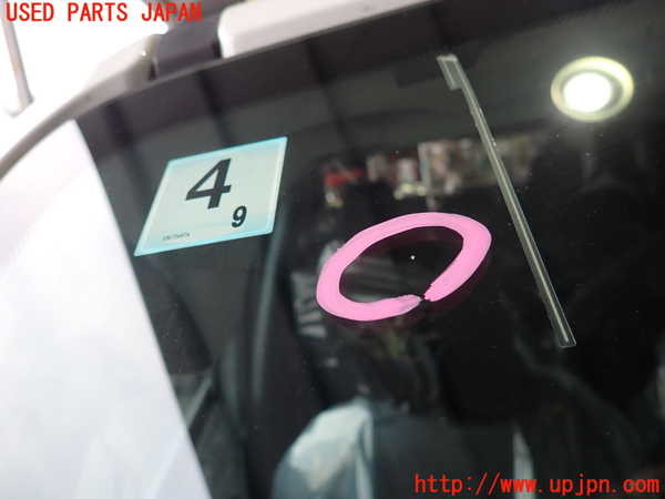 2UPJ-9234791195]ジープ・レネゲード(BV13PM)フロントガラス 中古 SAINT-GOBAIN SEKURIT M200 43R-000204_2