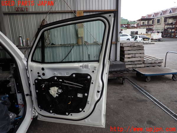 2UPJ-9234791230]ジープ・レネゲード(BV13PM)右前ドア 中古 SAINT-GOBAIN SEKURIT M34 43R-000929_4