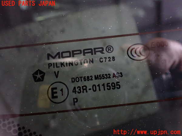 2UPJ-9234791566]ジープ・レネゲード(BV13PM)バックドア リアゲート ハッチ 中古 PILKINGTON M5532 43R-011595_3