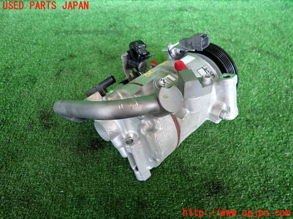 2UPJ-9234796025]ジープ・レネゲード(BV13PM)エアコンコンプレッサー 中古_2