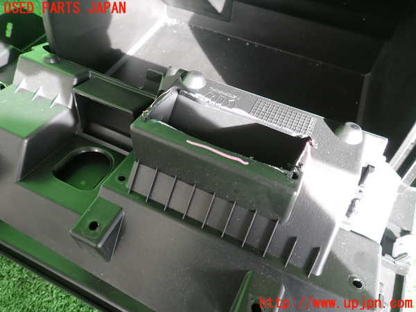 2UPJ-9234797516]ジープ・レネゲード(BV13PM)グローブボックス1 中古_3