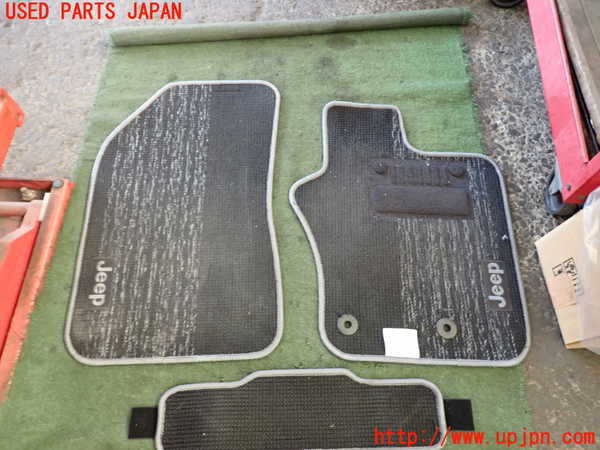 2UPJ-9234797800]ジープ・レネゲード(BV13PM)フロアマット 中古_2