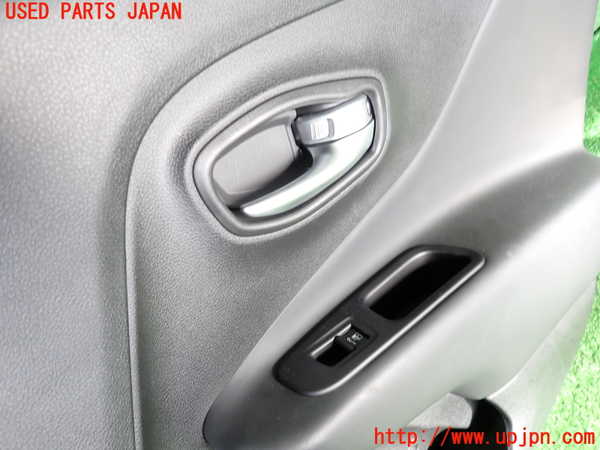 2UPJ-9234791294]ジープ・レネゲード(BV13PM)右後ドア内張り 中古_2