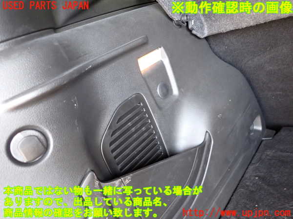 2UPJ-9234797680]ジープ・レネゲード(BV13PM)左リアピラートリム 中古_4
