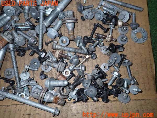 3UPJ=9234800720]プジョー 508SW GTライン(R85G06)ネジ・ナット・ステー類 セット ジャンク_3