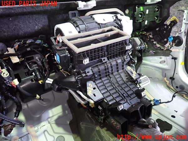 1UPJ-9234806081]プジョー・508SW(R85G06)エバポレーター1 中古_3