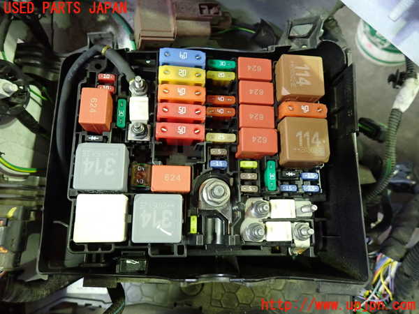 1UPJ-9234806742]プジョー・508SW(R85G06)ヒューズボックス2 中古_2