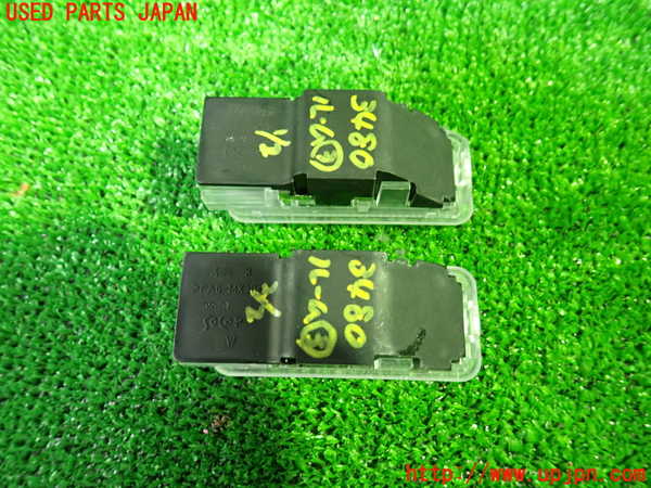 1UPJ-9234806413]プジョー・508SW(R85G06)ルームランプ3 中古_2