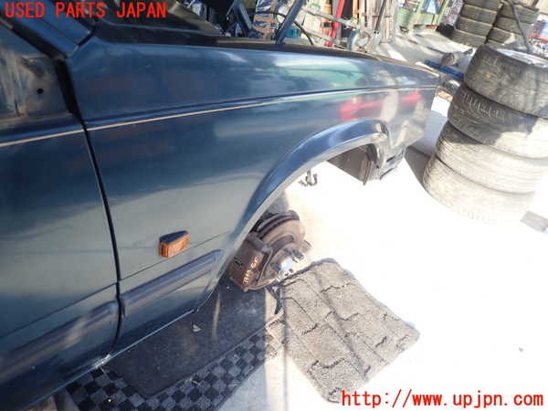 1UPJ-9234811080]ボルボ・940(9B230)右前フェンダー 中古_2