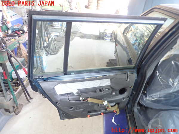 1UPJ-9234811320]ボルボ・940(9B230)左後ドア 中古 SAINT-GOBAIN SEKURIT M20 43R-001105_3