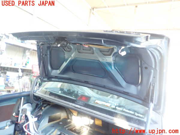 1UPJ-9234811500]ボルボ・940(9B230)トランク 中古_2