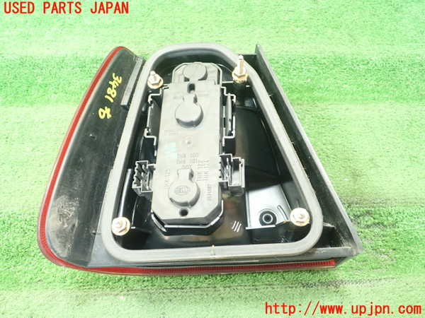 1UPJ-9234811530]ボルボ・940(9B230)右テールランプ 中古_2
