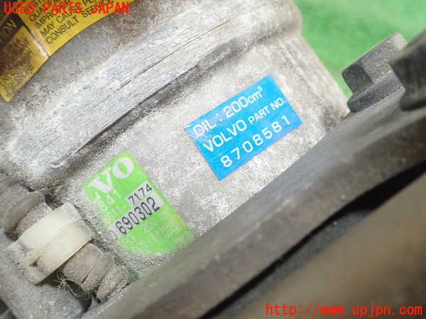 1UPJ-9234816025]ボルボ・940(9B230)エアコンコンプレッサー 中古_2