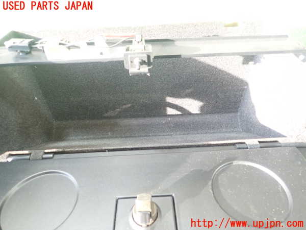 1UPJ-9234817516]ボルボ・940(9B230)グローブボックス1 中古_2