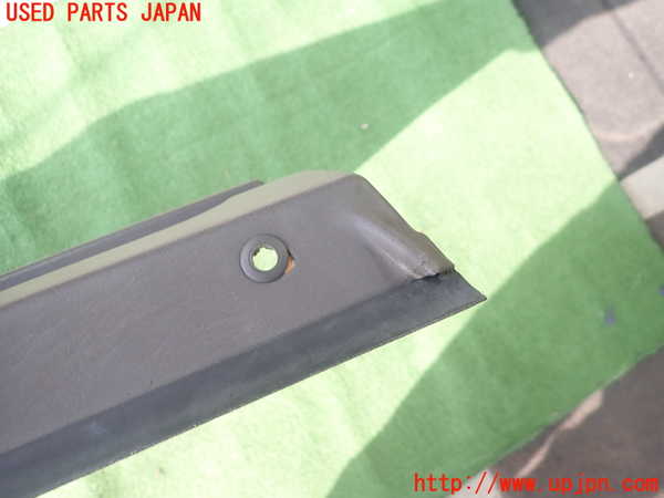 1UPJ-9234811264]ボルボ・940(9B230)左前ドア内張り 中古_4