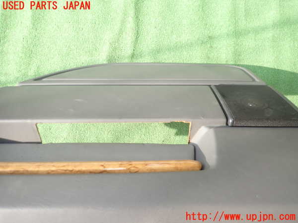 1UPJ-9234811294]ボルボ・940(9B230)右後ドア内張り 中古_2
