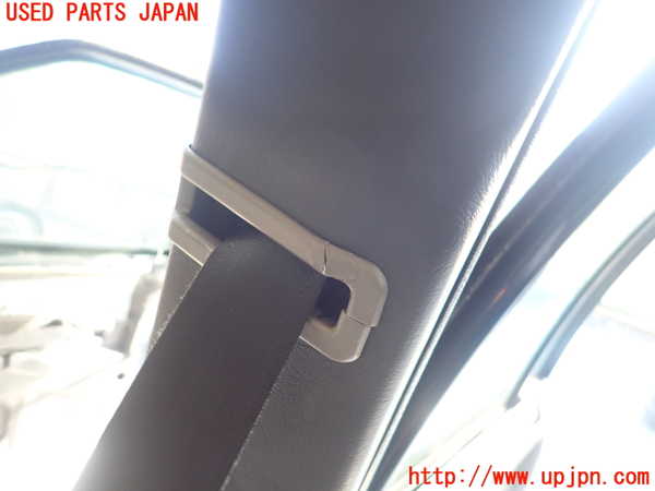 1UPJ-9234817665]ボルボ・940(9B230)右センターピラートリム 中古_2