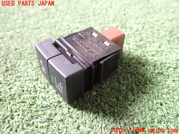 1UPJ-9234826308]フリード(FREED) ハイブリッド(GB7)スイッチ3 (踏み間違い衝突防止アシストOFF、レーンキープアシスト) 中古_2