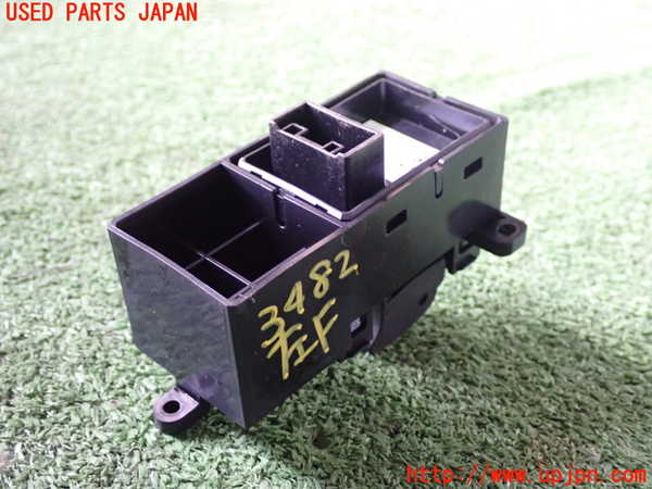 1UPJ-9234826245]フリード(FREED) ハイブリッド(GB7)左前パワーウィンドウスイッチ 中古_2