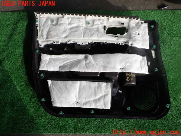 1UPJ-9234821234]フリード(FREED) ハイブリッド(GB7)右前ドア内張り 中古_5