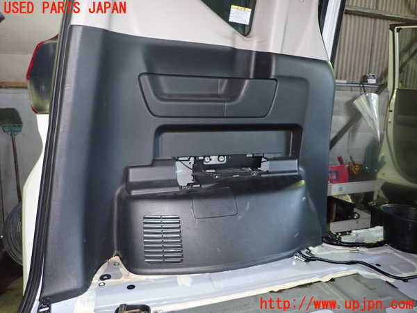 1UPJ-9234827680]フリード(FREED) ハイブリッド(GB7)左リアピラートリム 中古_3