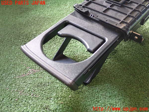 1UPJ-9234827810]フリード(FREED) ハイブリッド(GB7)ドリンクホルダー 中古_3