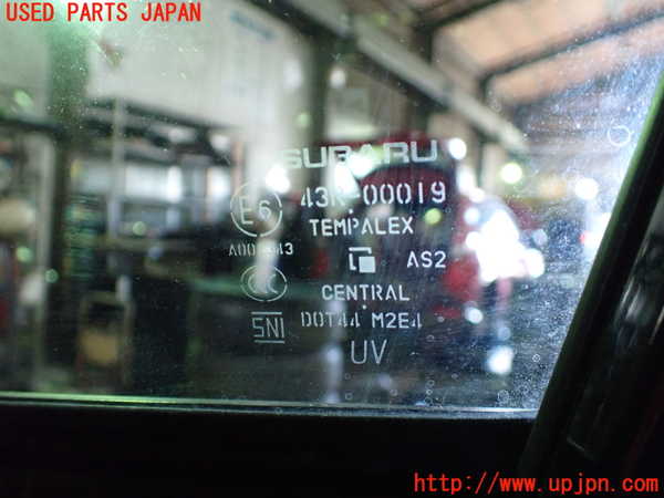 1UPJ-9234831230]インプレッサ(GU7)右前ドア 中古_4