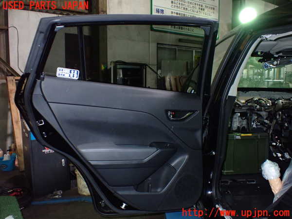1UPJ-9234831320]インプレッサ(GU7)左後ドア 中古_5