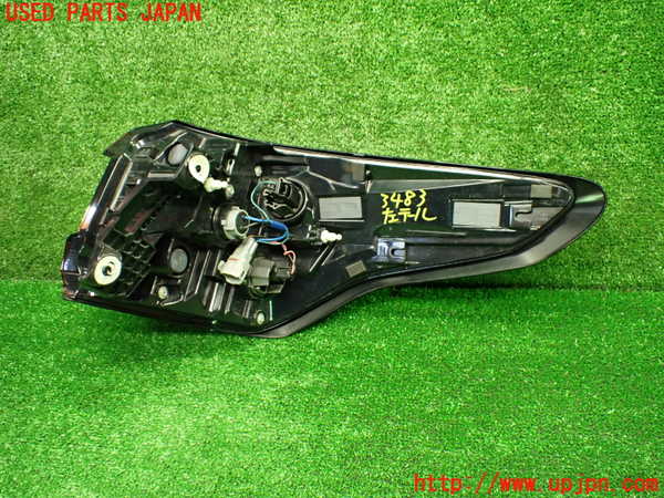 1UPJ-9234831536]インプレッサ(GU7)左テールランプ 中古_3