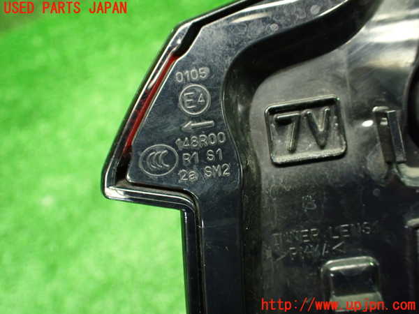1UPJ-9234831536]インプレッサ(GU7)左テールランプ 中古_4