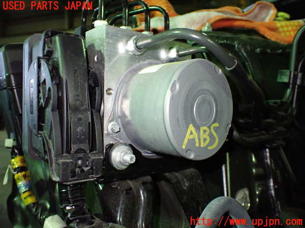 1UPJ-9234834040]インプレッサ(GU7)ABSアクチュエーター 中古_2