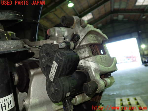 1UPJ-9234834090]インプレッサ(GU7)右リアキャリパー 中古_2