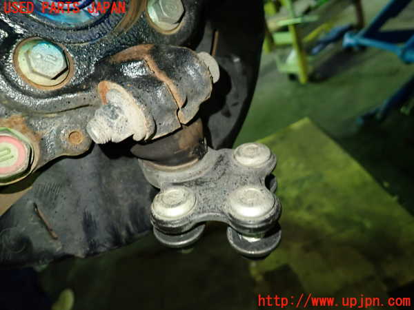1UPJ-9234834295]インプレッサ(GU7)左フロントナックルハブ 中古_4