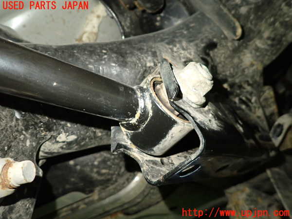 1UPJ-9234835226]インプレッサ(GU7)左リアロアアーム1 中古_3
