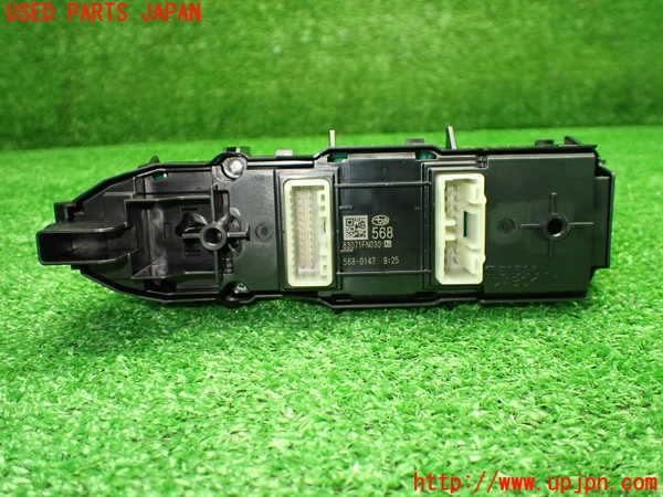 1UPJ-9234836240]インプレッサ(GU7)右前パワーウィンドウスイッチ 中古_3