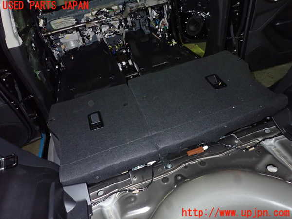 1UPJ-9234837385]インプレッサ(GU7)リアシート 中古_5