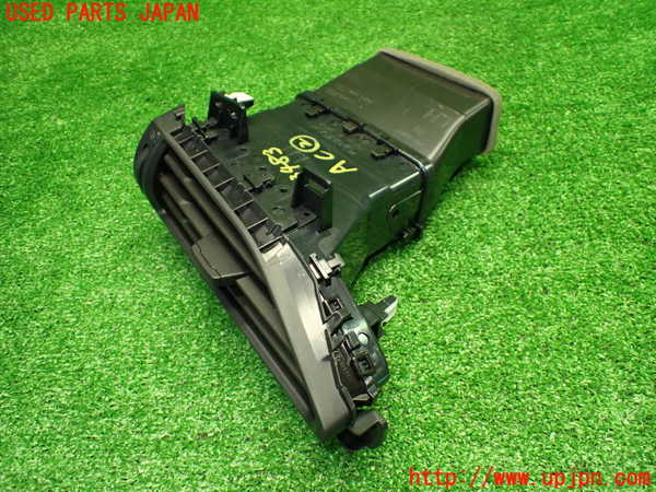 1UPJ-9234837527]インプレッサ(GU7)エアコン吹き出し口2 中古_2