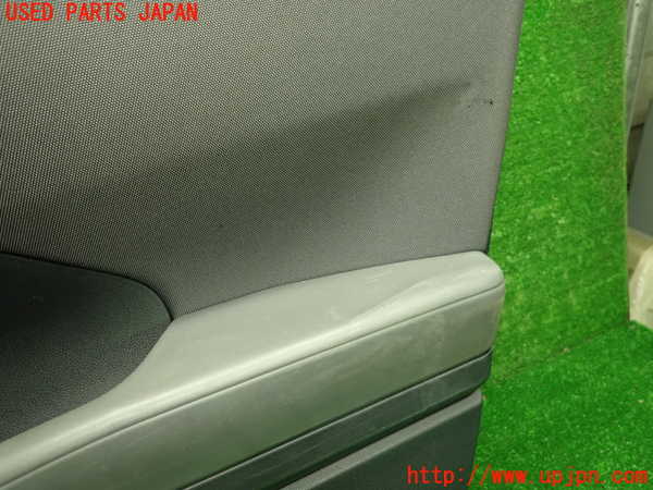 1UPJ-9234831234]インプレッサ(GU7)右前ドア内張り 中古_4