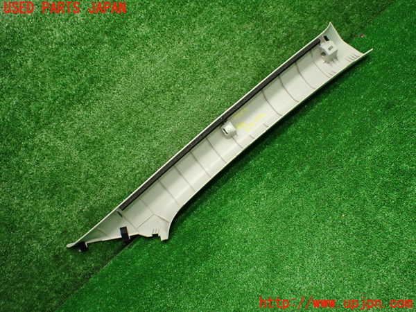 1UPJ-9234837660]インプレッサ(GU7)左フロントピラートリム 中古_4