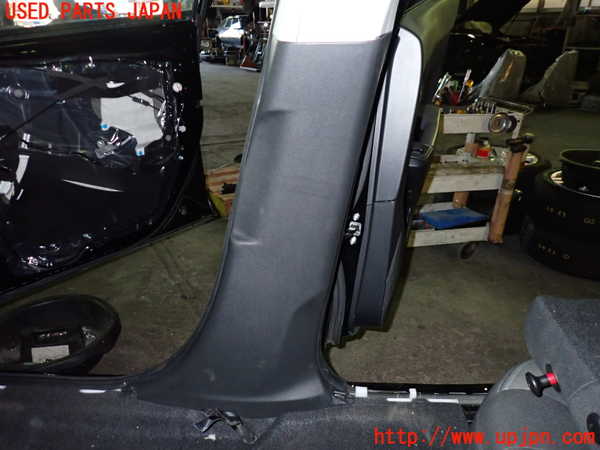 1UPJ-9234837665]インプレッサ(GU7)右センターピラートリム 中古_3